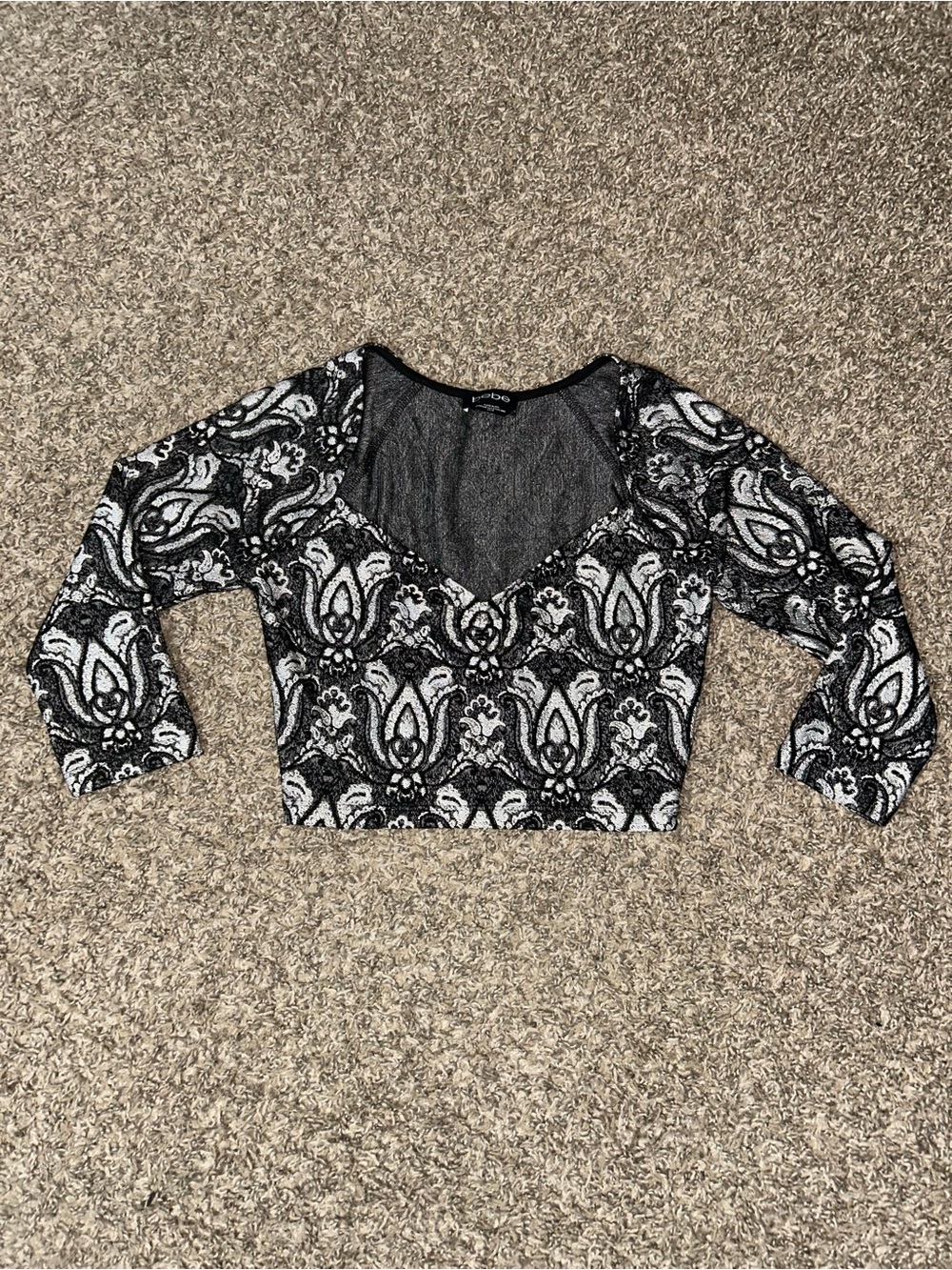 NWOT! Bebe Silver Shimmer Cropped Top size XS